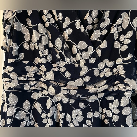 Jessica Howard Puff-Print A-Line midi dress. Size 16 W. NWT - Picture 7 of 10